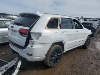 2019 Jeep Grand Cherokee Laredo E with VIN 1C4RJFAG3KC668993, listed as a Copart auction lot 47297285 with 101,308 mi miles and Salvage Title. Bid and sale history available at carsss.com. Image 3.