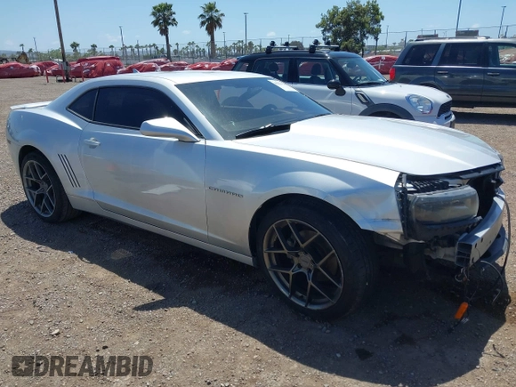 2014 Chevrolet Camaro LT z VIN 2G1FG1E30E9207699, wystawiony jako IAAI lot #42256519 z przebiegiem 107 219 mil mil oraz . Historia ofert i sprzedaży dostępna na DreamBid. Obrazek 1.
