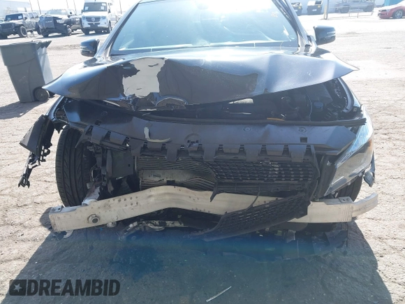 2018 Mercedes-Benz CLA 250 z VIN WDDSJ4EB9JN663715, wystawiony jako IAAI lot #42255271 z przebiegiem 72 242 mil mil oraz . Historia ofert i sprzedaży dostępna na DreamBid. Obrazek 6.