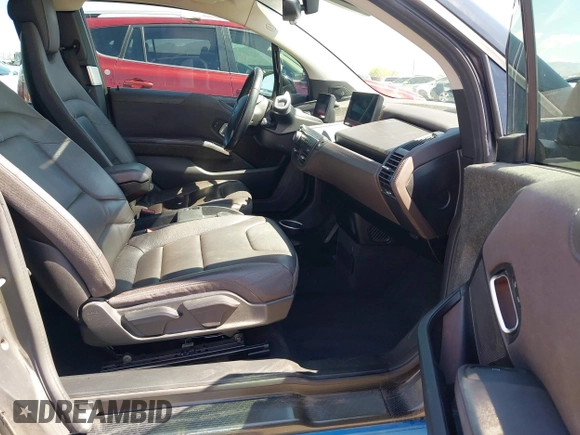 2017 BMW i3 z VIN WBY1Z8C30HV893766, wystawiony jako IAAI lot #42183288 z przebiegiem 60 514 mil mil oraz . Historia ofert i sprzedaży dostępna na DreamBid. Obrazek 5.