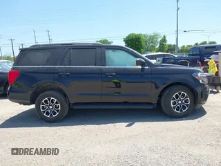 2024 Ford Expedition XLT with VIN 1FMJU1H8XREA41871, listed as a IAAI auction lot 42033644 with 44,450 mi miles. Bid and sale history available at carsss.com. Image 14.