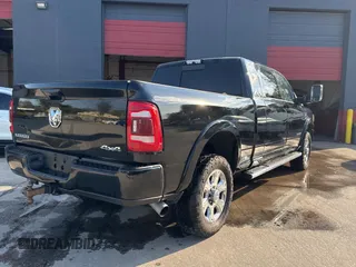 2019 Ram 3500 Laramie with VIN 3C63R3ML4KG642347, listed as a Copart auction lot 77895464 with 161,831 mi miles and Clean Title. Bid and sale history available at carsss.com. Image 4.