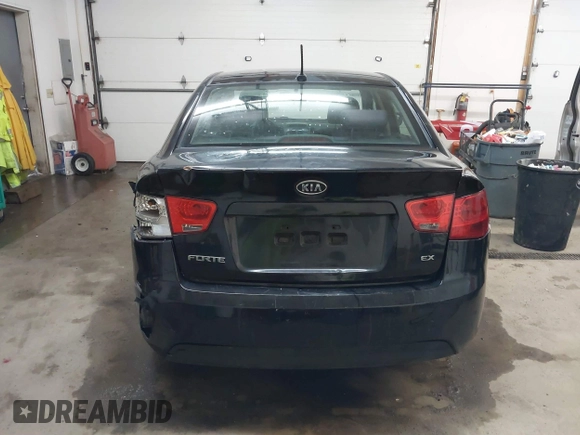 2012 Kia Forte EX with VIN KNAFU4A22C5540752, listed as a IAAI auction lot 41602187 with 191,121 mi miles. Bid and sale history available at carsss.com. Image 16.