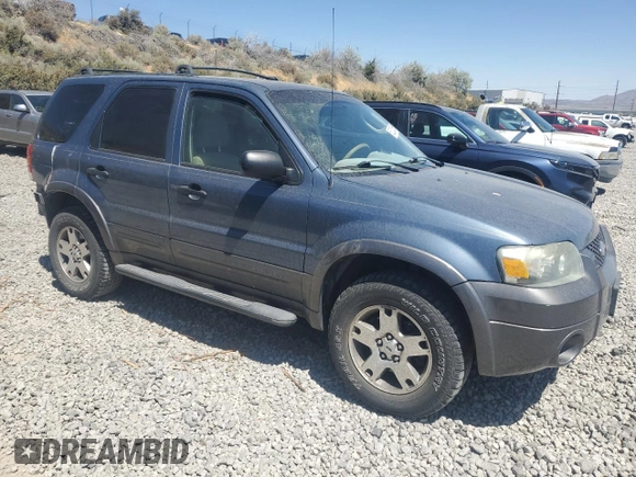 2005 Ford Escape XLT with VIN 1FMCU93105KA43061, listed as a Copart auction lot 62324555 with 121,517 mi miles and Salvage title. Bid and sale history available at DreamBid. Image 4.