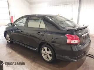 2008 Toyota Yaris with VIN JTDBT903581284634, listed as a IAAI auction lot 40553888 with 180,563 mi miles. Bid and sale history available at carsss.com. Image 3.