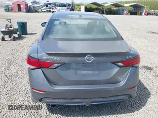 2022 Nissan Sentra SR with VIN 3N1AB8DV0NY319000, listed as a IAAI auction lot 42086935 with 52,701 mi miles. Bid and sale history available at carsss.com. Image 16.