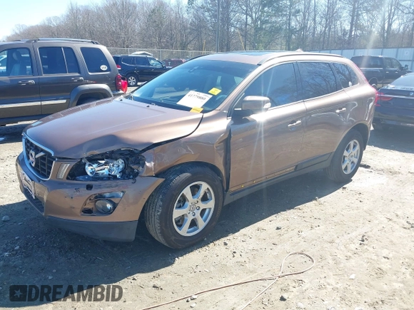 2010 Volvo XC60 3.2L with VIN YV4982DL5A2072427, listed as a IAAI auction lot 41779880 with 94,333 mi miles. Bid and sale history available at carsss.com. Image 2.