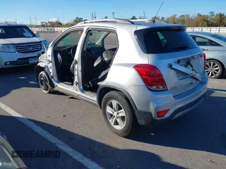 2019 Chevrolet Trax LT with VIN KL7CJLSB3KB748045, listed as a IAAI auction lot 41190696 with 128,785 mi miles. Bid and sale history available at carsss.com. Image 3.