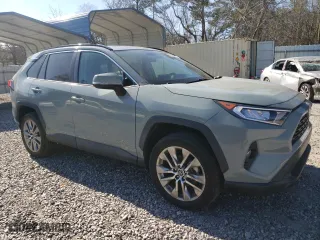2019 Toyota RAV4 XLE Premium with VIN 2T3C1RFV8KC031028, listed as a Copart auction lot 47184755 with 44,600 mi miles and Salvage Title. Bid and sale history available at carsss.com. Image 4.