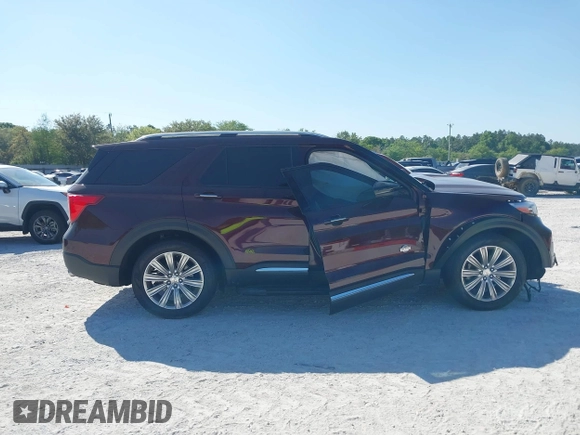 2022 Ford Explorer King Ranch with VIN 1FM5K7LC0NGA90372, listed as a IAAI auction lot 42063738 with 30,435 mi miles. Bid and sale history available at carsss.com. Image 13.