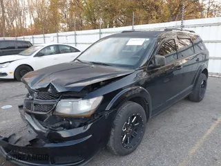 2018 Dodge Journey SE with VIN 3C4PDCAB8JT295146, listed as a IAAI auction lot 40641374 with 112,206 mi miles. Bid and sale history available at carsss.com. Image 17.