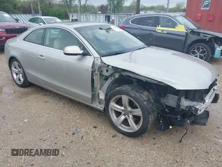 2014 Audi A5 Premium Plus z VIN WAULFAFR1EA009473, wystawiony jako IAAI lot #42166219 z przebiegiem 89 013 mil mil oraz . Historia ofert i sprzedaży dostępna na DreamBid. Obrazek 1.