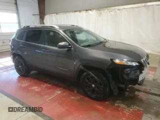 2016 Jeep Cherokee Latitude with VIN 1C4PJMCB6GW122773, listed as a Copart auction lot 49351975 with 143,587 mi miles and Salvage Title. Bid and sale history available at carsss.com. Image 4.