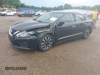 2017 Nissan Altima SR z VIN 1N4AL3AP4HC489298, wystawiony jako IAAI lot #42140956 z przebiegiem 96 126 mil mil oraz . Historia ofert i sprzedaży dostępna na DreamBid. Obrazek 2.
