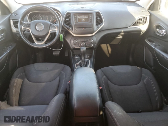 2015 Jeep Cherokee Latitude с VIN 1C4PJMCB2FW734628, выставлен на аукционе Copart как лот 57585295 с пробегом 82 268 миль миль и Списание • Salvage title. История ставок и продаж доступна на DreamBid. Изображение 8.