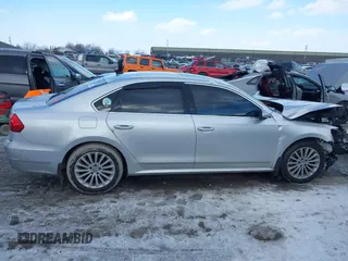 2016 Volkswagen Passat SE с VIN 1VWBT7A34GC017777, выставлен на аукционе IAAI как лот 41541838 с пробегом 106 673 миль миль и . История ставок и продаж доступна на DreamBid. Изображение 14.