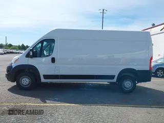 2025 Ram ProMaster Cargo Tradesman with VIN 3C6LRVDG5SE519201, listed as a IAAI auction lot 42207796 with 9,624 mi miles and . Bid and sale history available at DreamBid. Image 14.