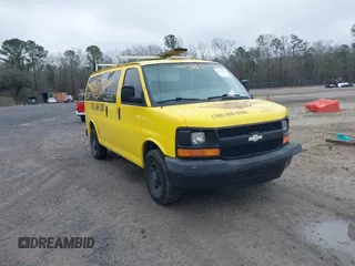 2007 Chevrolet Express Cargo with VIN 1GCGG25V771104970, listed as a IAAI auction lot 41629705 with 235,031 mi miles and . Bid and sale history available at DreamBid. Image 1.
