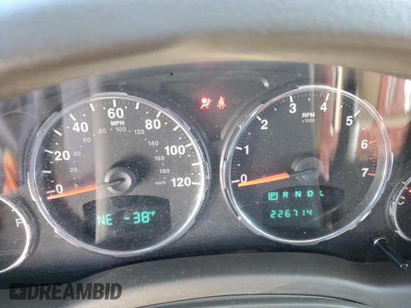 2008 Jeep Liberty Sport with VIN 1J8GP28KX8W236264, listed as a Copart auction lot 84846924 with 226,714 mi miles and Salvage Title. Bid and sale history available at DreamBid. Image 9.