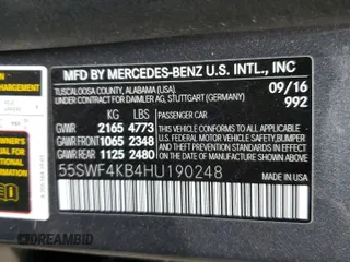 2017 Mercedes-Benz C 300 z VIN 55SWF4KB4HU190248, wystawiony jako Copart lot #59984725 z przebiegiem 46 159 mil mil oraz Szkoda całkowita • Salvage title. Historia ofert i sprzedaży dostępna na DreamBid. Obrazek 12.