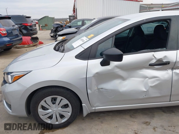2024 Nissan Versa S with VIN 3N1CN8DV0RL884947, listed as a IAAI auction lot 41587418 with 33,466 mi miles. Bid and sale history available at carsss.com. Image 17.
