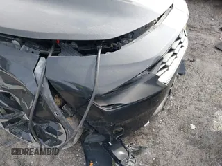 2020 Chevrolet Camaro 1LT z VIN 1G1FB1RS0L0118240, wystawiony jako IAAI lot #42281280 z przebiegiem Nie podano mil oraz . Historia ofert i sprzedaży dostępna na DreamBid. Obrazek 11.
