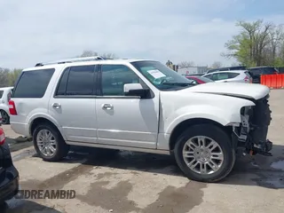 2011 Ford Expedition Limited with VIN 1FMJU2A58BEF04375, listed as a IAAI auction lot 41996885 with 194,621 mi miles and . Bid and sale history available at DreamBid. Image 14.
