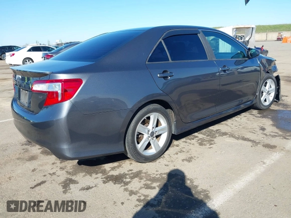 2013 Toyota Camry L with VIN 4T1BF1FK2DU204556, listed as a IAAI auction lot 41699474 with 200,897 mi miles. Bid and sale history available at carsss.com. Image 4.