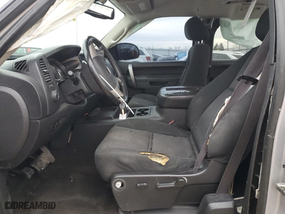 2011 Chevrolet Silverado 1500 LT with VIN 1GCRKSE3XBZ427748, listed as a Copart auction lot 44063235 with NaN miles and Salvage Title. Bid and sale history available at carsss.com. Image 7.