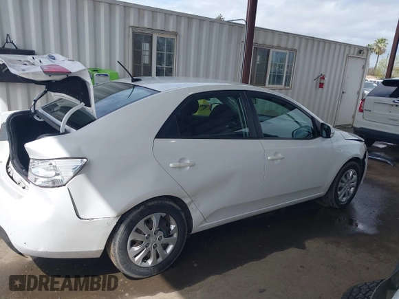 2011 Kia Forte EX with VIN KNAFU4A25B5345288, listed as a IAAI auction lot 41936975 with 232,090 mi miles. Bid and sale history available at carsss.com. Image 13.