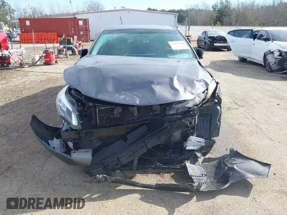 2016 Toyota Avalon Limited with VIN 4T1BK1EB5GU205833, listed as a IAAI auction lot 41352698 with 152,809 mi miles. Bid and sale history available at carsss.com. Image 13.