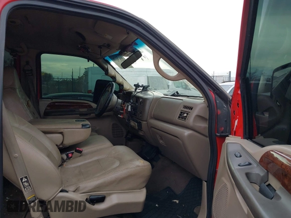 2000 Ford F-350 XL с VIN 1FTSW31F5YEB89898, выставлен на аукционе IAAI как лот 38674510 с пробегом 328 216 миль миль и . История ставок и продаж доступна на DreamBid. Изображение 5.