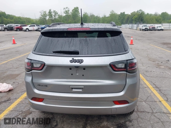 2022 Jeep Compass Limited with VIN 3C4NJDCB0NT108670, listed as a IAAI auction lot 42379451 with 42,170 mi miles and . Bid and sale history available at DreamBid. Image 16.