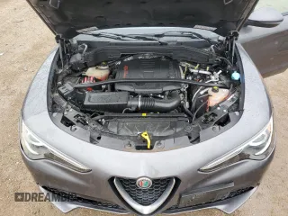 2022 Alfa Romeo Stelvio Sprint z VIN ZASPAKAN1N7D24887, wystawiony jako Copart lot #55120305 z przebiegiem 44 492 mil mil oraz Szkoda całkowita • Salvage title. Historia ofert i sprzedaży dostępna na DreamBid. Obrazek 11.