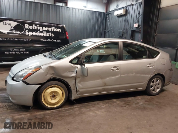 2008 Toyota Prius with VIN JTDKB20U983307324, listed as a IAAI auction lot 42383980 with 193,311 mi miles and . Bid and sale history available at DreamBid. Image 15.
