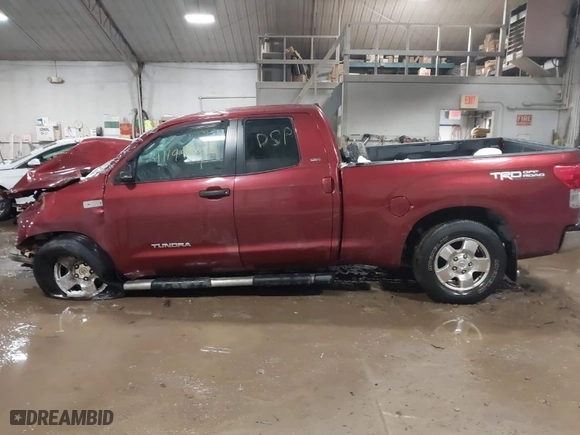 2010 Toyota Tundra 4WD Truck with VIN 5TFUY5F16AX102483, listed as a IAAI auction lot 41199727 with 1 mi miles. Bid and sale history available at carsss.com. Image 14.