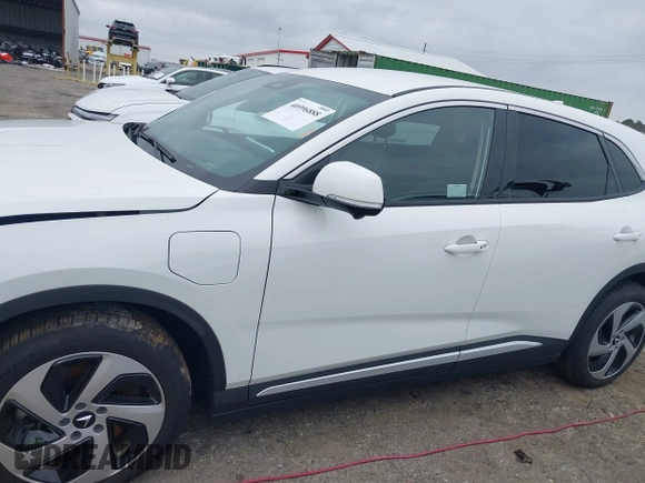 2024 VinFast VF 8 Eco z VIN RLLV1AEB4RH007847, wystawiony jako IAAI lot #40996888 z przebiegiem 2 300 mil mil oraz . Historia ofert i sprzedaży dostępna na DreamBid. Obrazek 14.