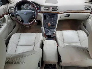 2006 Volvo S80 with VIN YV1TS592561441631, listed as a Copart auction lot 44127585 with 215,682 mi miles and Salvage title. Bid and sale history available at DreamBid. Image 8.