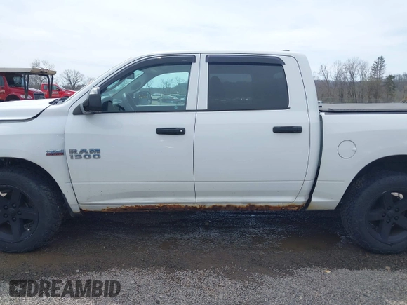 2015 Ram 1500 Express z VIN 1C6RR7KT3FS647476, wystawiony jako IAAI lot #41987391 z przebiegiem 150 000 mil mil oraz . Historia ofert i sprzedaży dostępna na DreamBid. Obrazek 15.