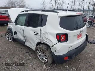 2018 Jeep Renegade Latitude with VIN ZACCJABB3JPJ30796, listed as a IAAI auction lot 41925363 with 71,397 mi miles. Bid and sale history available at carsss.com. Image 6.
