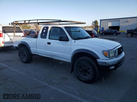2004 Toyota Tacoma PreRunner with VIN 5TESM92N34Z337312, listed as a Copart auction lot 42856015 with 302,252 mi miles and Clean title. Bid and sale history available at DreamBid. Image 4.