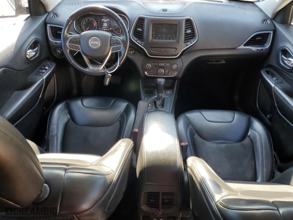 2019 Jeep Cherokee Latitude Plus with VIN 1C4PJLLB8KD154199, listed as a Copart auction lot 87306894 with 136,913 mi miles and Salvage Title. Bid and sale history available at carsss.com. Image 8.