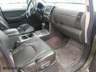 2005 Nissan Pathfinder LE with VIN 5N1AR18W75C722785, listed as a IAAI auction lot 41845788 with 221,771 mi miles. Bid and sale history available at carsss.com. Image 5.