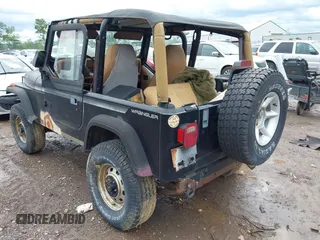 1995 Jeep Wrangler S z VIN 1J4FY19P8SP310099, wystawiony jako IAAI lot #42254030 z przebiegiem 123 739 mil mil oraz . Historia ofert i sprzedaży dostępna na DreamBid. Obrazek 3.
