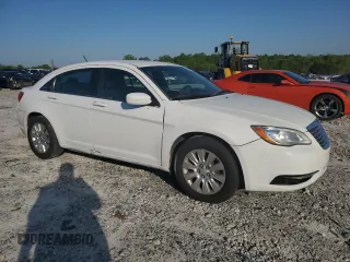 2013 Chrysler 200 LX with VIN 1C3CCBAB3DN604588, listed as a Copart auction lot 53066755 with 248,672 mi miles and Salvage Title. Bid and sale history available at DreamBid. Image 4.