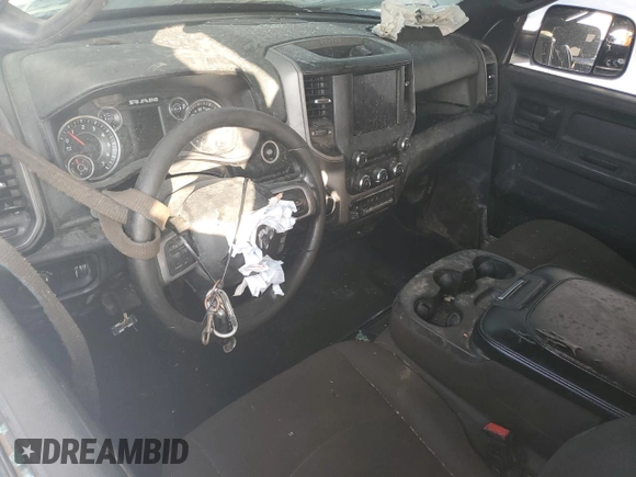 2022 Ram 2500 Tradesman z VIN 3C6UR4HJ5NG383634, wystawiony jako Copart lot #86321144 z przebiegiem 96 421 mil mil oraz Nie do naprawy • Non repairable. Historia ofert i sprzedaży dostępna na DreamBid. Obrazek 8.