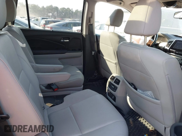 2016 Honda Pilot Elite with VIN 5FNYF6H01GB050555, listed as a IAAI auction lot 41670197 with 140,000 mi miles. Bid and sale history available at carsss.com. Image 8.