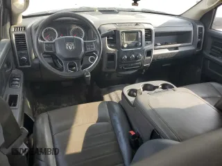 2018 Ram 2500 Tradesman with VIN 3C6UR4HJ7JG402100, listed as a Copart auction lot 45129785 with 192,999 mi miles and Salvage Title. Bid and sale history available at carsss.com. Image 8.