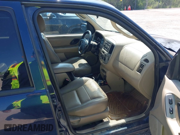 2004 Ford Escape XLT with VIN 1FMYU93154KA24168, listed as a IAAI auction lot 42507028 with 230,348 mi miles and . Bid and sale history available at DreamBid. Image 5.