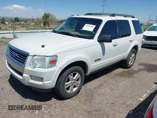 2008 Ford Explorer XLT z VIN 1FMEU73E68UA87462, wystawiony jako IAAI lot #42695400 z przebiegiem 295 164 mil mil oraz . Historia ofert i sprzedaży dostępna na DreamBid. Obrazek 2.